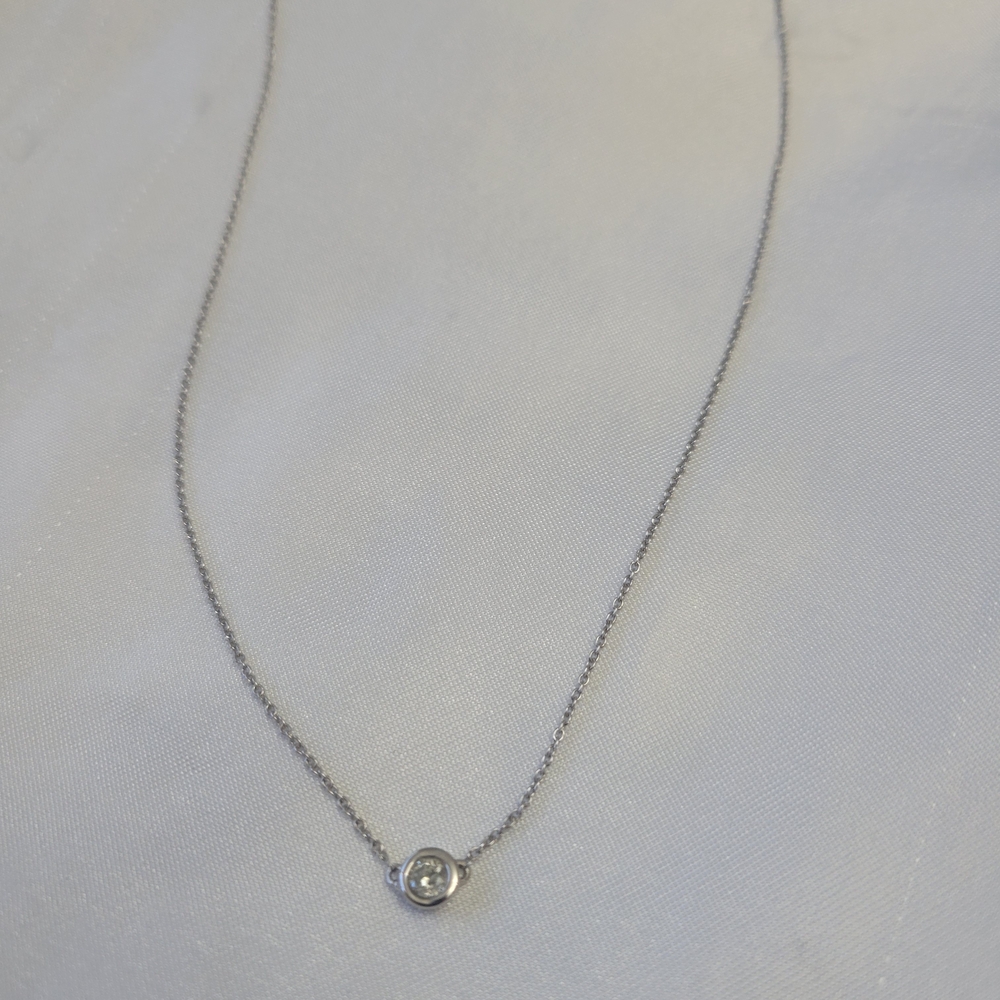 14k White Gold Bezel Set Sapphire Necklace